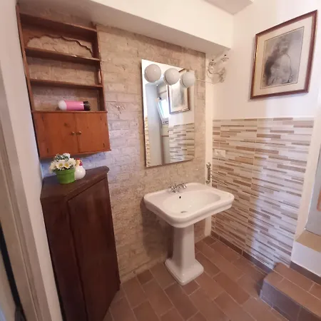 Fronte Piscina شقة مونتيهمارثيانو